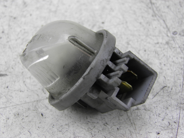photo de LUZ MATRICULA SUZUKI UH BURGMAN 125 (2002 - 2006)