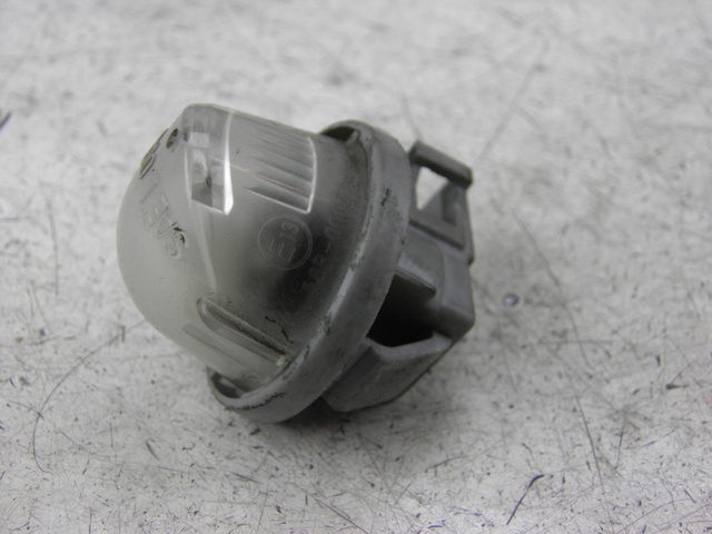 photo de LUZ MATRICULA SUZUKI UH BURGMAN 125 (2002 - 2006)