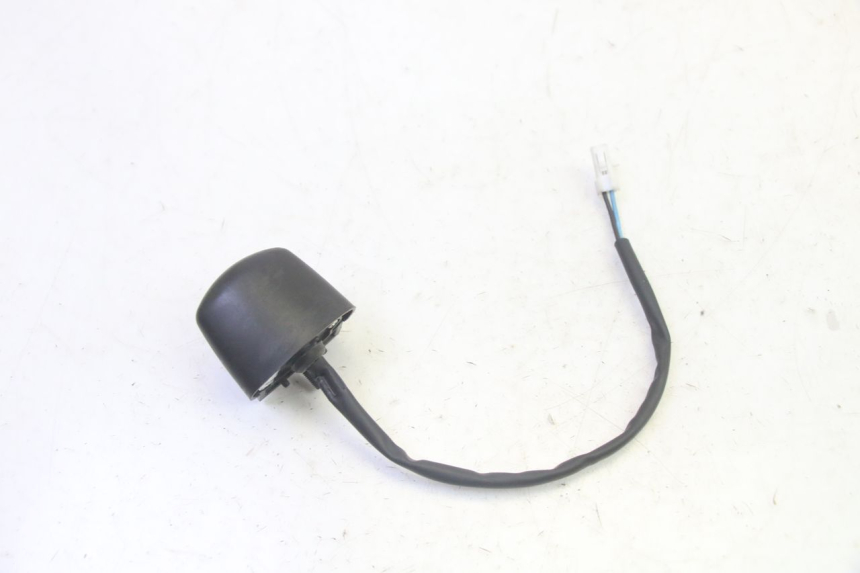 photo de LUZ MATRICULA YAMAHA X-MAX XMAX 125 (2010 - 2014) - Primer plano técnico