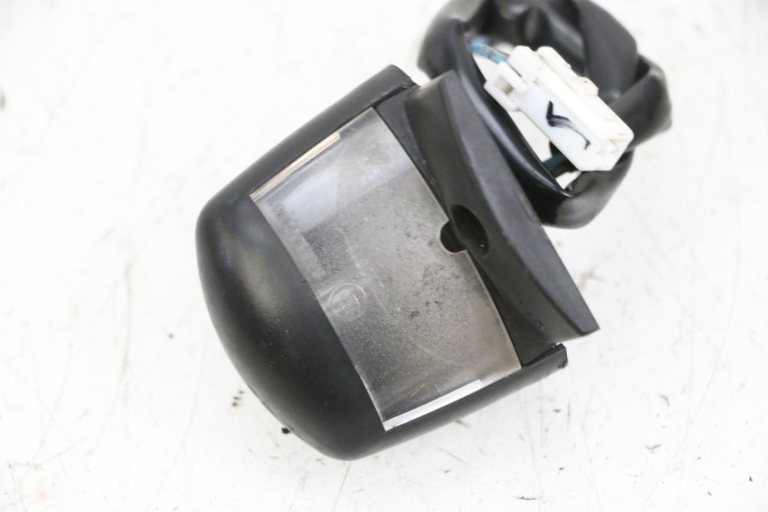 photo de LUZ MATRICULA YAMAHA X-MAX XMAX 125 (2010 - 2013) - Zoom estado de uso