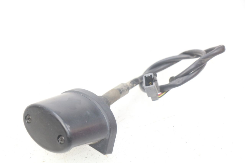 photo de ILUMINACIóN DE MATRíCULA KAWASAKI Z S 750 (2003 - 2006) - Primer plano técnico