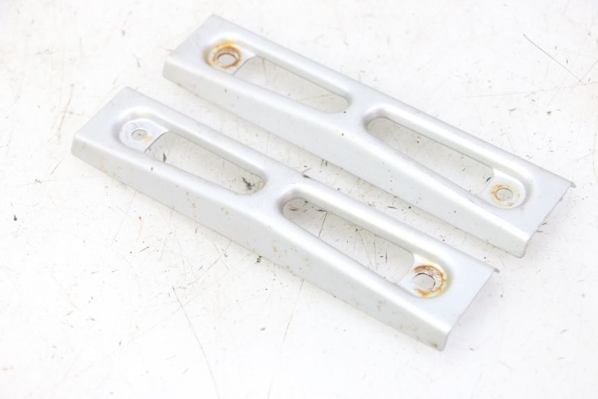 photo de RADIADOR CUBIERTA YAMAHA FZ6 FAZER S2 600 (2007 - 2011)