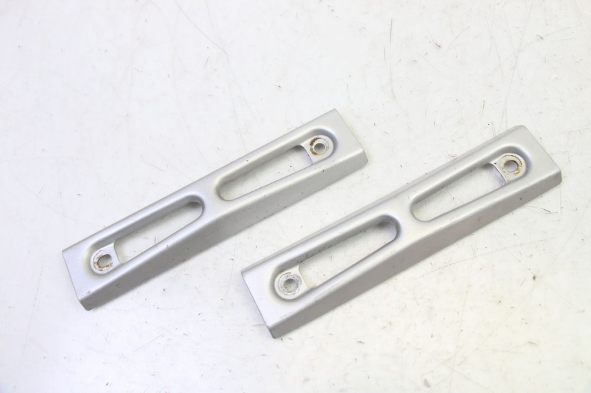 photo de RADIADOR CUBIERTA YAMAHA FZ6 N FAZER 600 (2004 - 2006)