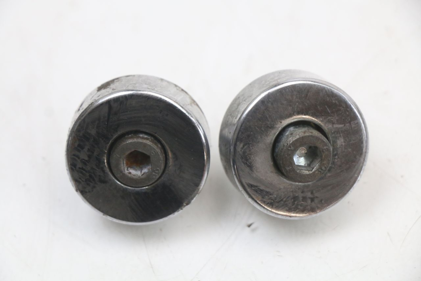 photo de Punta de manillar HYOSUNG GV AQUILA 125 (2000 - 2004) - Detalle de la pieza