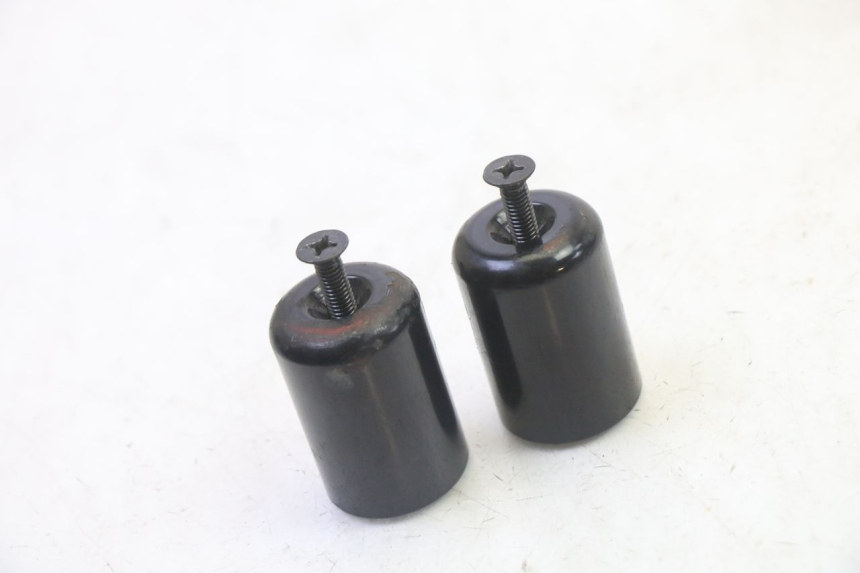 photo de PUNTA DE MANILLAR SUZUKI BURGMAN 125 (2007 - 2014)