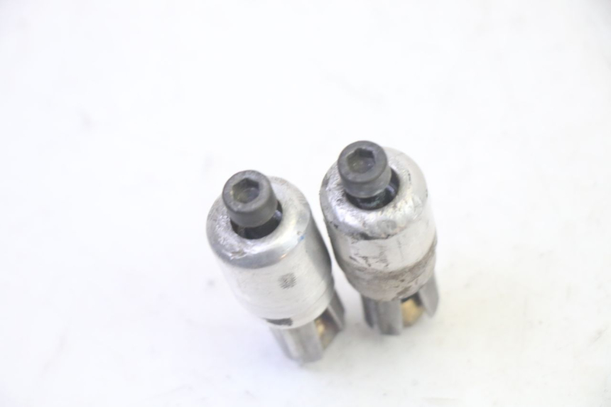 photo de PUNTA DE MANILLAR PEUGEOT ELYSTAR 50 (2002 - 2014)