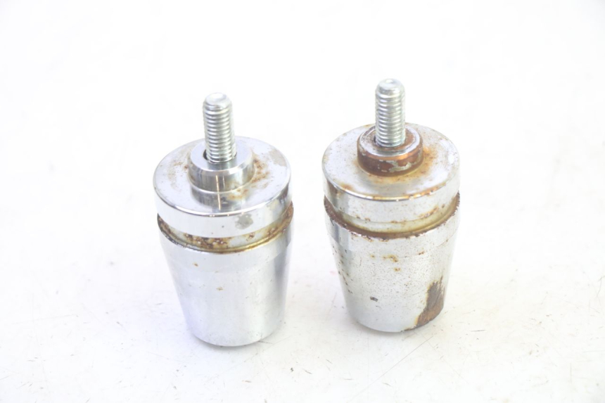 photo de PUNTA DE MANILLAR DAELIM VJ ROADWIN FI 125 (2008 - 2017) - Estado de la superficie y material