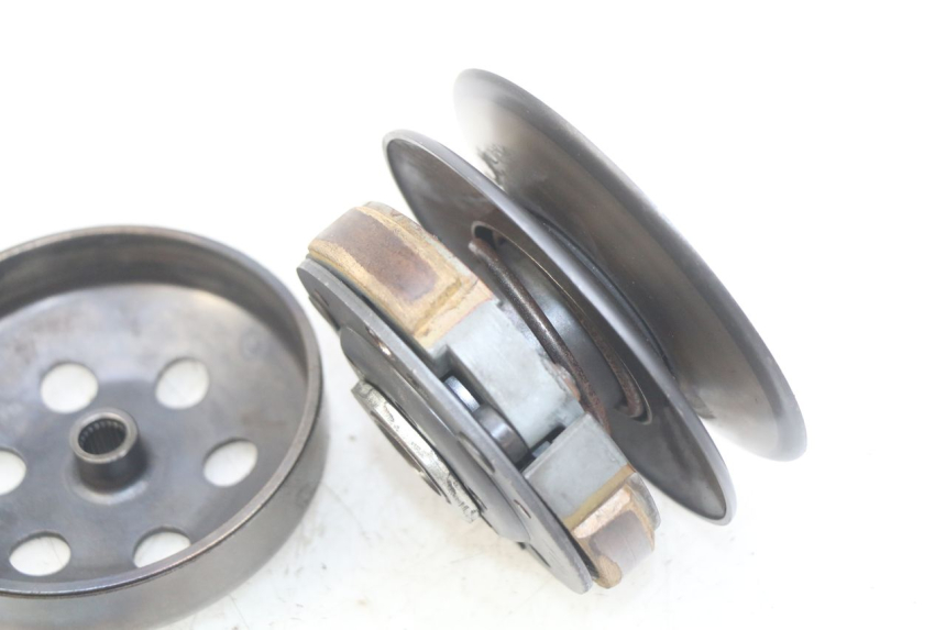 photo de EMBRAGUE KYMCO AGILITY 16+ 4T 50 (2018 - 2023)