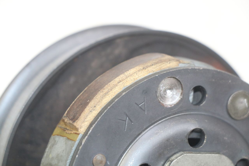 photo de EMBRAGUE KYMCO AGILITY 16+ 4T 50 (2018 - 2023)