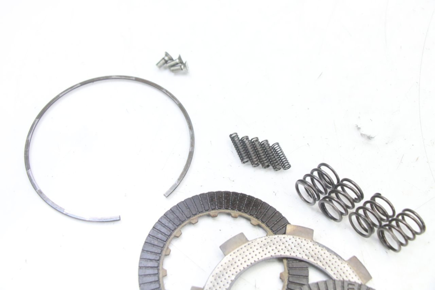 photo de EMBRAGUE APOLLO RFZ 125