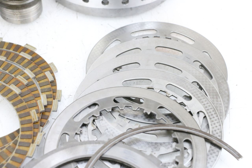 photo de EMBRAGUE SUZUKI BURGMAN EXECUTIVE ABS 650 (2006 - 2012) - Otra perspectiva