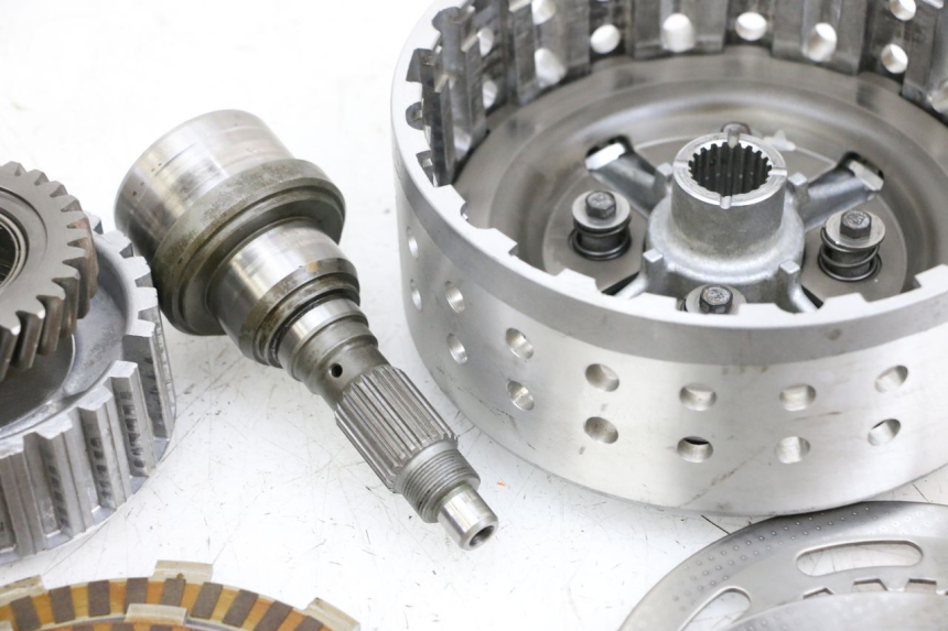 photo de EMBRAGUE SUZUKI BURGMAN EXECUTIVE ABS 650 (2006 - 2012) - Marcados y referencias originales