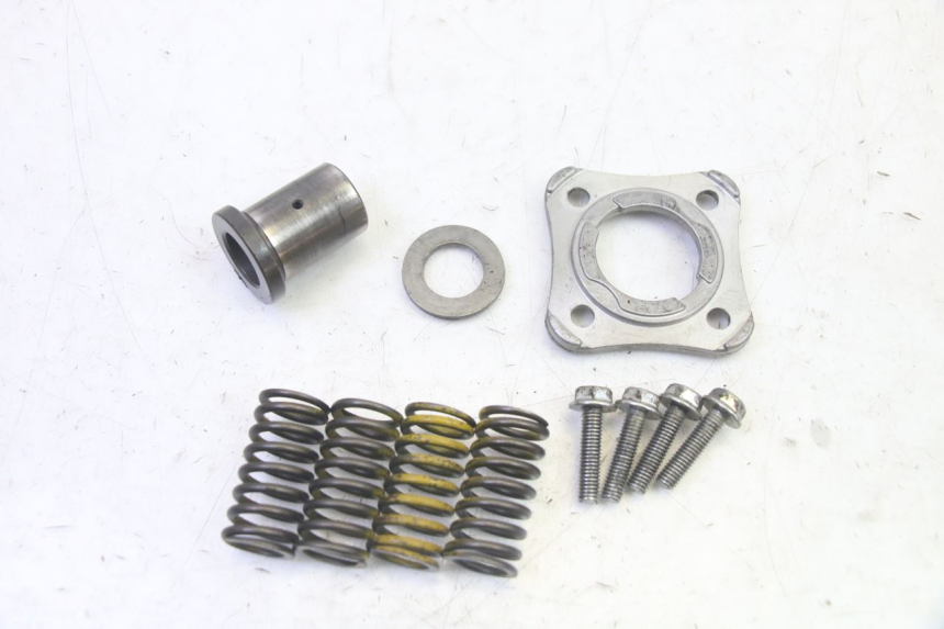 photo de EMBRAGUE HONDA CBF 125 (2009 - 2015)