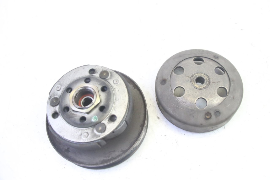 photo de EMBRAGUE PIAGGIO FLY 4T 50 (2013 - 2017) - Otra perspectiva