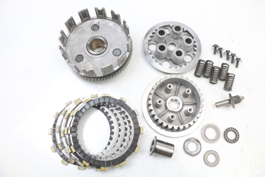photo de Embrague HYOSUNG GF 125 (2001 - 2005)
