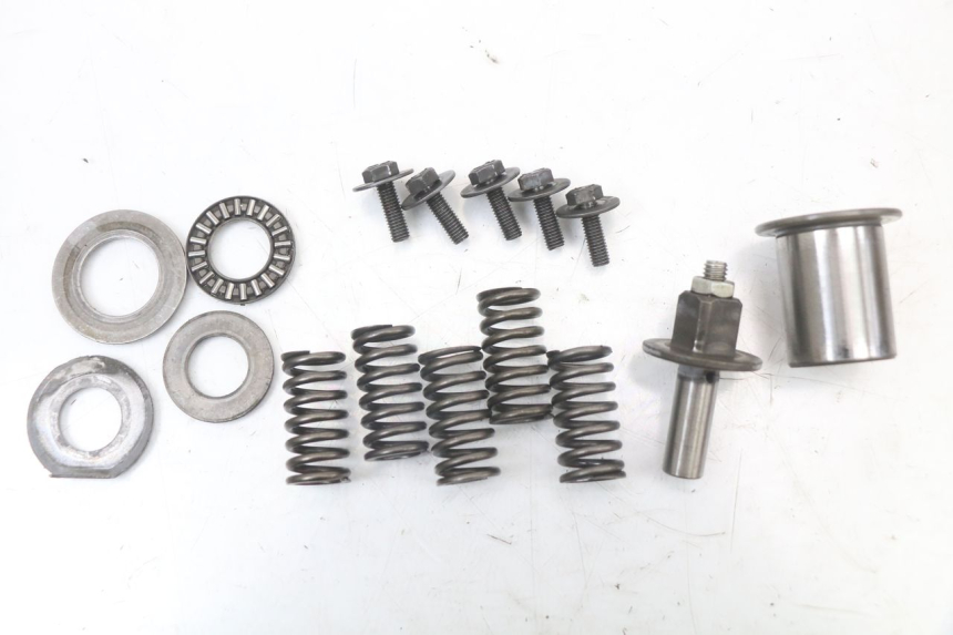 photo de Embrague HYOSUNG GF 125 (2001 - 2005)