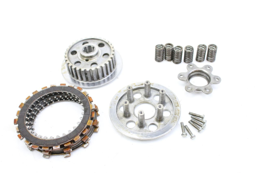 photo de EMBRAGUE SYM HUSKY 125 (1999 - 2005) - Primer plano de alta resolución