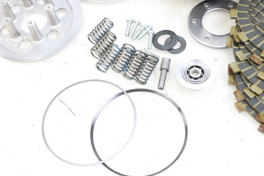 photo de EMBRAGUE KAWASAKI KDX 125 (1990 - 1991)