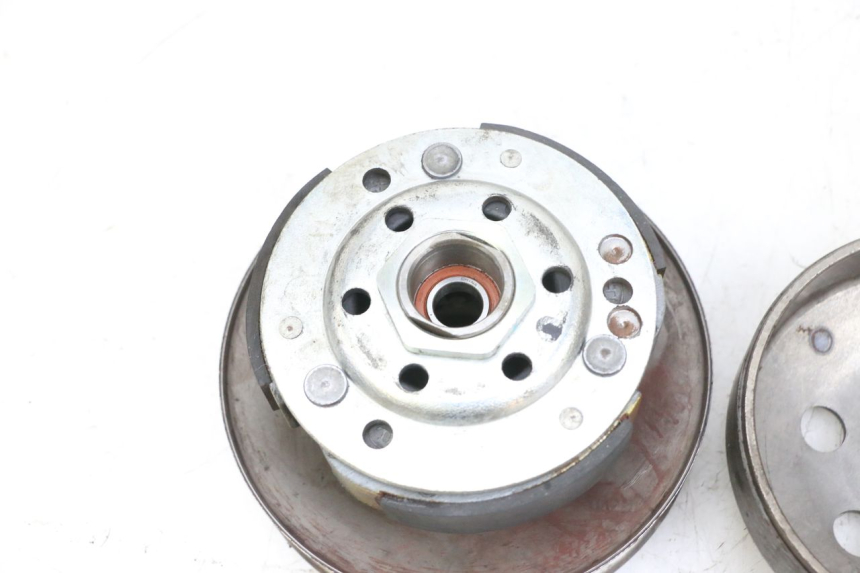 photo de EMBRAGUE PIAGGIO NEW TYPHOON 50 (2018 - 2021) - Detalle de la pieza