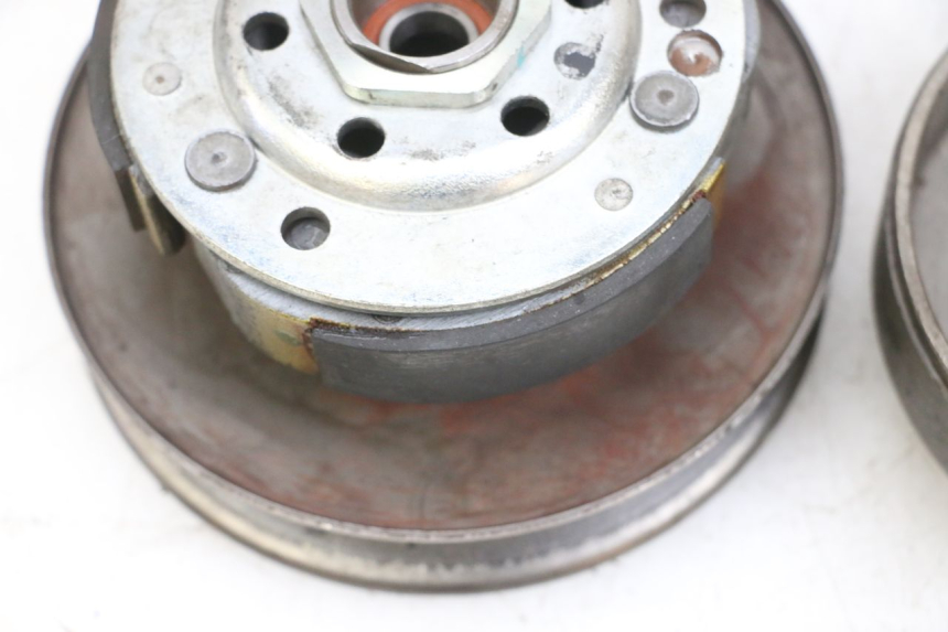 photo de EMBRAGUE PIAGGIO NEW TYPHOON 50 (2018 - 2021) - Zoom estado de uso