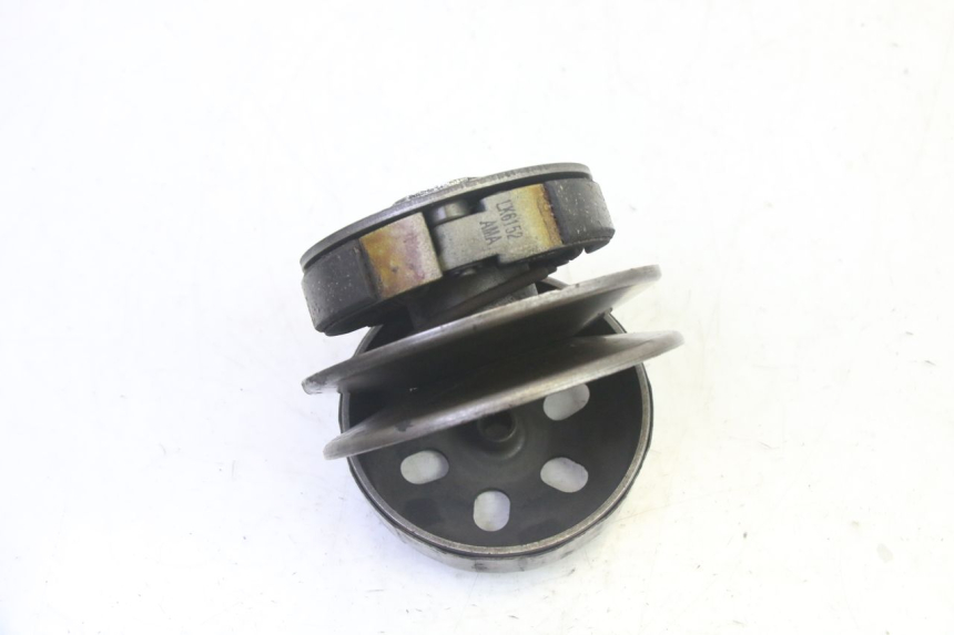 photo de EMBRAGUE SYM ORBIT III 3 4T 50 (2021 - 2025) - Otra perspectiva