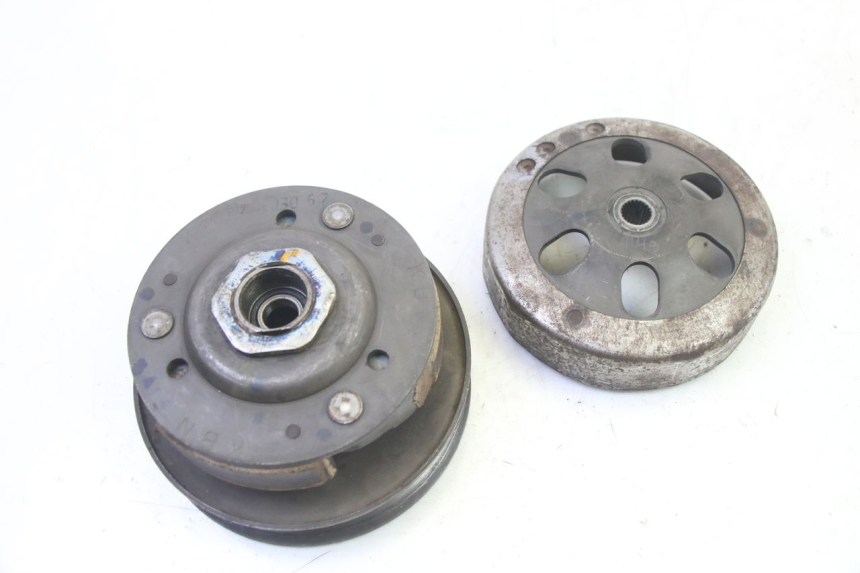 photo de EMBRAGUE HONDA SCV LEAD 100 (2003 - 2007)