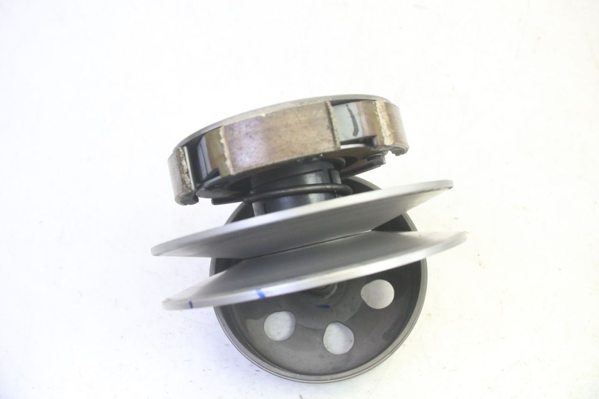 photo de EMBRAGUE YAMAHA TRICITY 300 (2020 - 2024) - Otra perspectiva