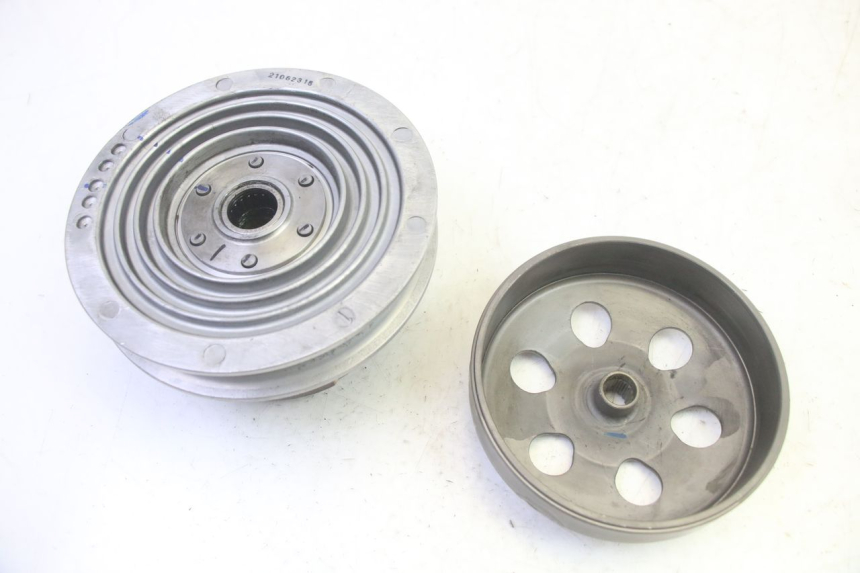 photo de EMBRAGUE YAMAHA TRICITY 300 (2020 - 2024) - Vista general del producto