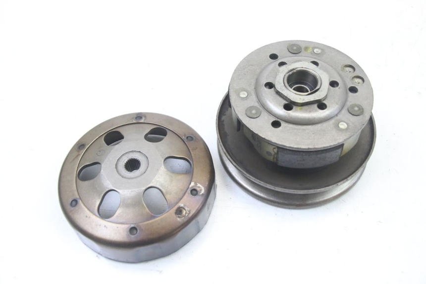 photo de EMBRAGUE PEUGEOT TWEET PRO CARGO 50 (2018 - 2020) - Primer plano técnico