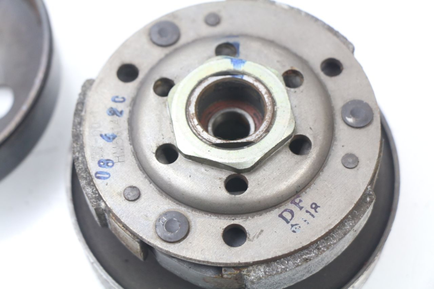 photo de EMBRAGUE PEUGEOT V-CLIC VCLIC 50 (2007 - 2013)