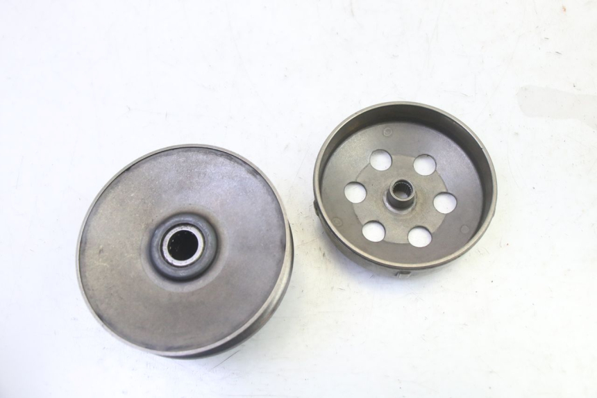 photo de EMBRAGUE GTS VICI 4T 50 (2020 - 2025)