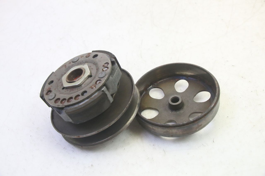 photo de EMBRAGUE PEUGEOT VIVACITY 100 (1999 - 2008) - Detalle de la pieza