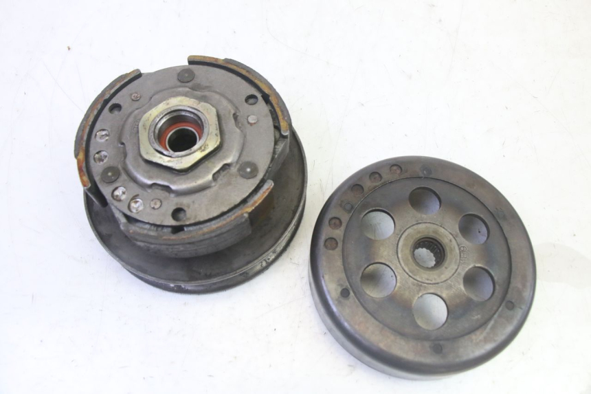 photo de EMBRAGUE YAMAHA XMAX X-MAX 125 (2006 - 2009)