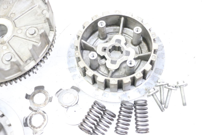 photo de EMBRAGUE YAMAHA SR 125 (1982 - 2003)