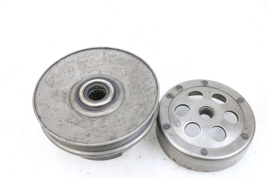 photo de EMBRAGUE YAMAHA YP MAJESTY 125 (2002 - 2006) - Primer plano técnico