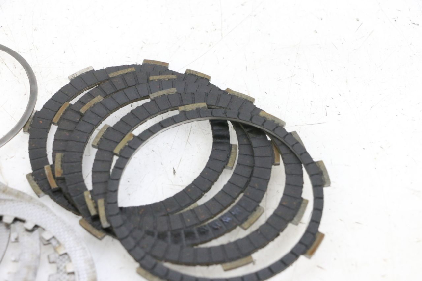 photo de EMBRAGUE KYMCO ZING 125 (1997 - 2003) - Primer plano técnico