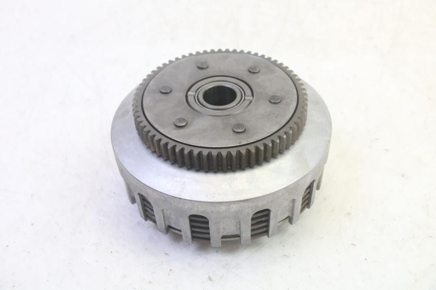 photo de EMBRAGUE KAWASAKI ZR 7 750 (1999 - 2001) - Primer plano de alta resolución