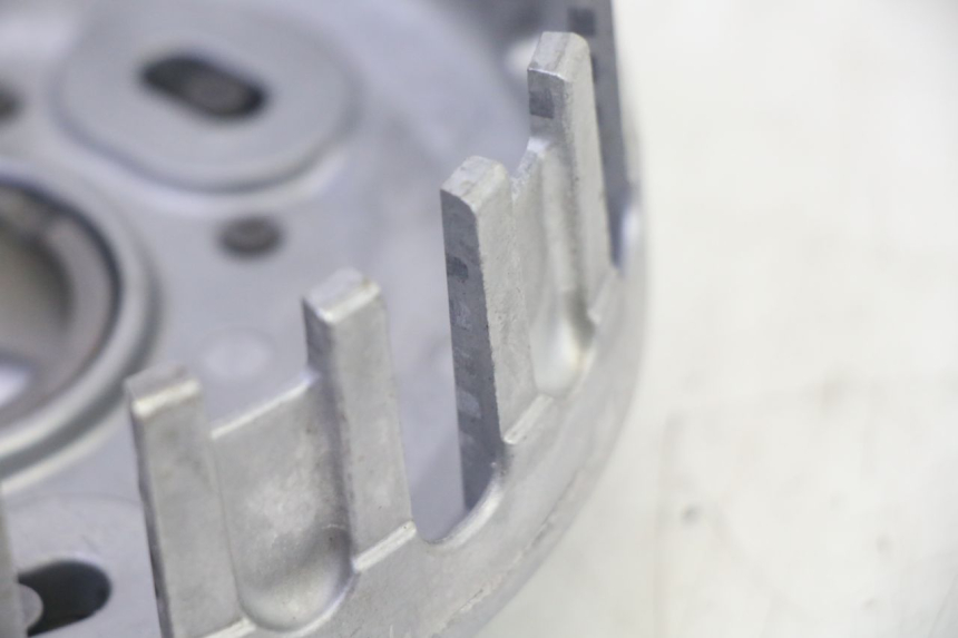 photo de EMBRAGUE KAWASAKI ZR 7 750 (1999 - 2001) - Otra perspectiva