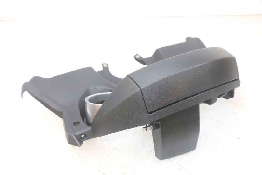 photo de CARENADO VELOCIMETRO PIAGGIO MP3 HPE 300 (2019 - 2026) - Zoom sobre los componentes