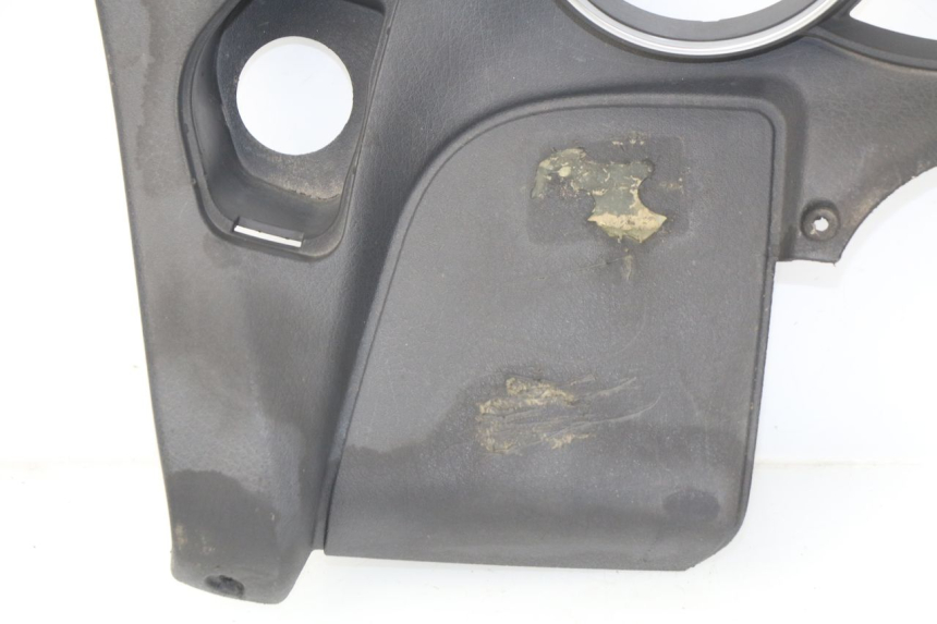 photo de ENTOURAGE CUENTA KILÓMETROS PIAGGIO MP3 LT 400 (2007 - 2012)