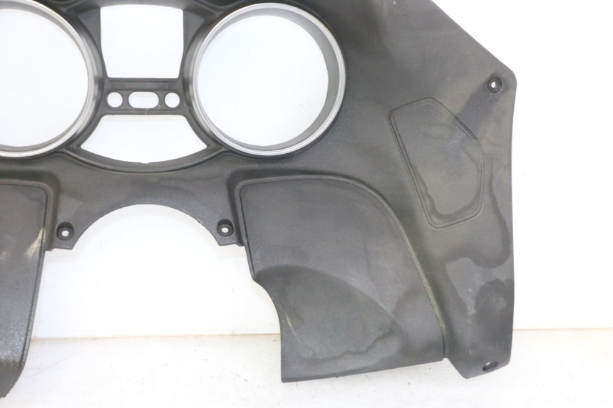 photo de CARENADO VELOCIMETRO PIAGGIO MP3 LT 300 (2010 - 2016) - Primer plano técnico