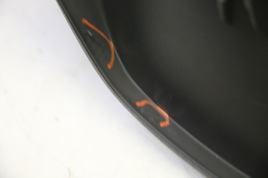 photo de CARENADO VELOCIMETRO PIAGGIO MP3 RL 250 (2007 - 2010) - Detalles de los puntos de fijación