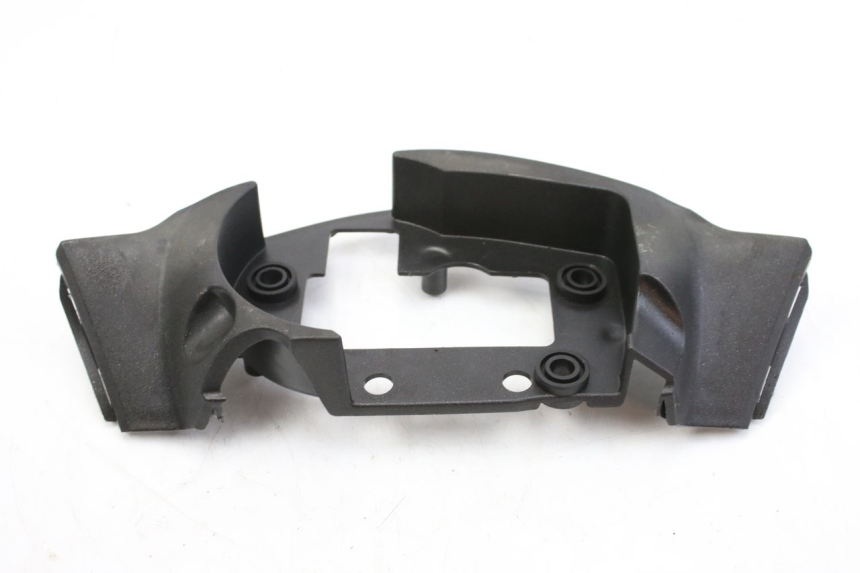 photo de ENTOURAGE CUENTA KILÓMETROS APRILIA SR R 2T LC 50 (2018 - 2021)