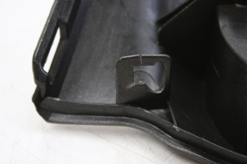 photo de ENTOURAGE CUENTA KILÓMETROS APRILIA SR R 2T LC 50 (2018 - 2021)