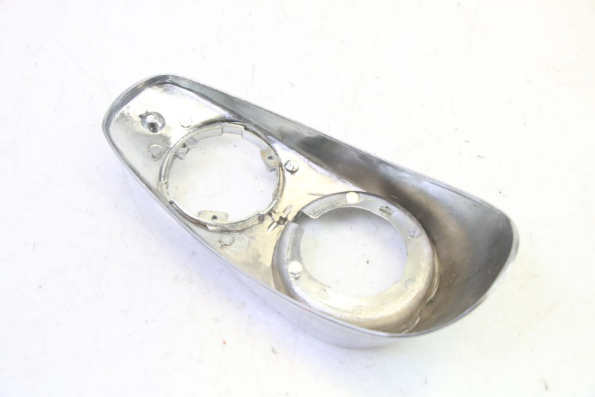 photo de CARENADO VELOCIMETRO KYMCO ZING 125 (1997 - 2003) - Detalles de los puntos de fijación