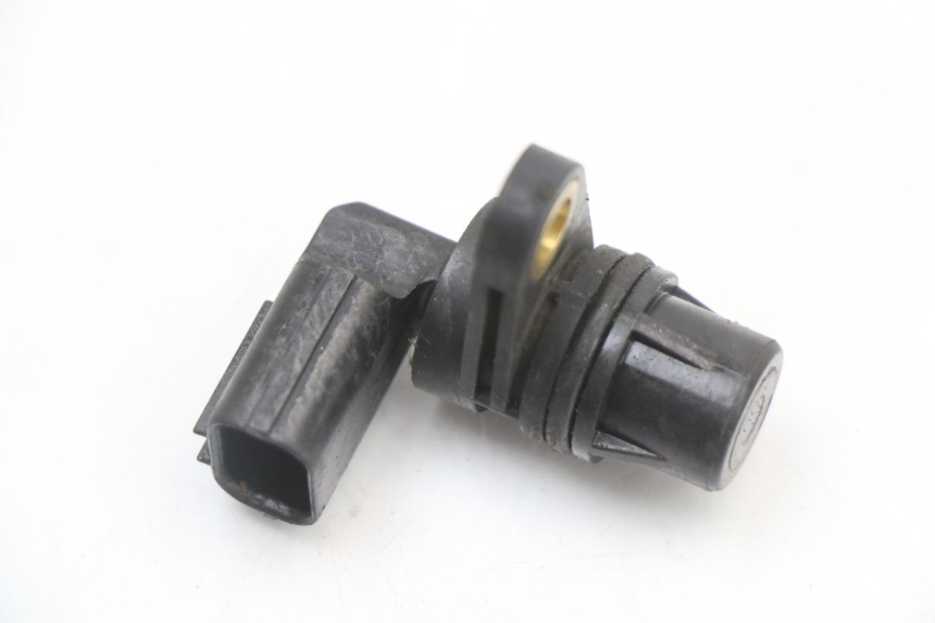 photo de TRANSMISOR DE VELOCÍMETRO HONDA PCX (JF47) 125 (2012 - 2013)