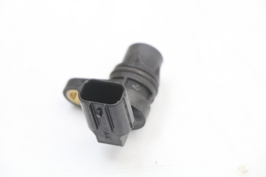 photo de TRANSMISOR DE VELOCÍMETRO HONDA PCX (JF47) 125 (2012 - 2013)