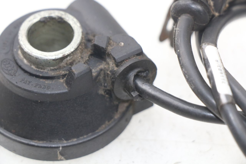 photo de TRANSMISOR DE VELOCÍMETRO PIAGGIO X9 125 (2000 - 2003)