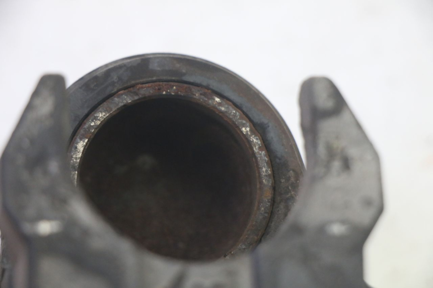 photo de PINZA DE FRENO TRASERA YAMAHA FJR ABS 1300 (2006 - 2012) - Detalles de los puntos de fijación