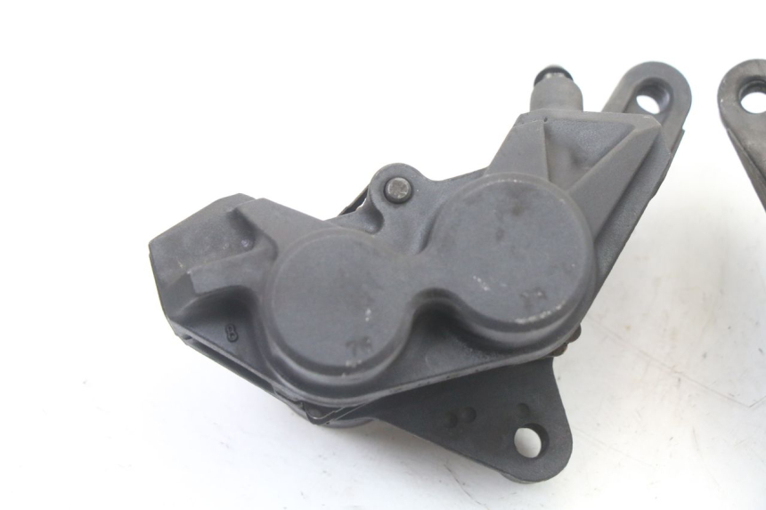 photo de PINZA FRENO DELANTERA YAMAHA FZ6 FAZER S2 600 (2007 - 2011)